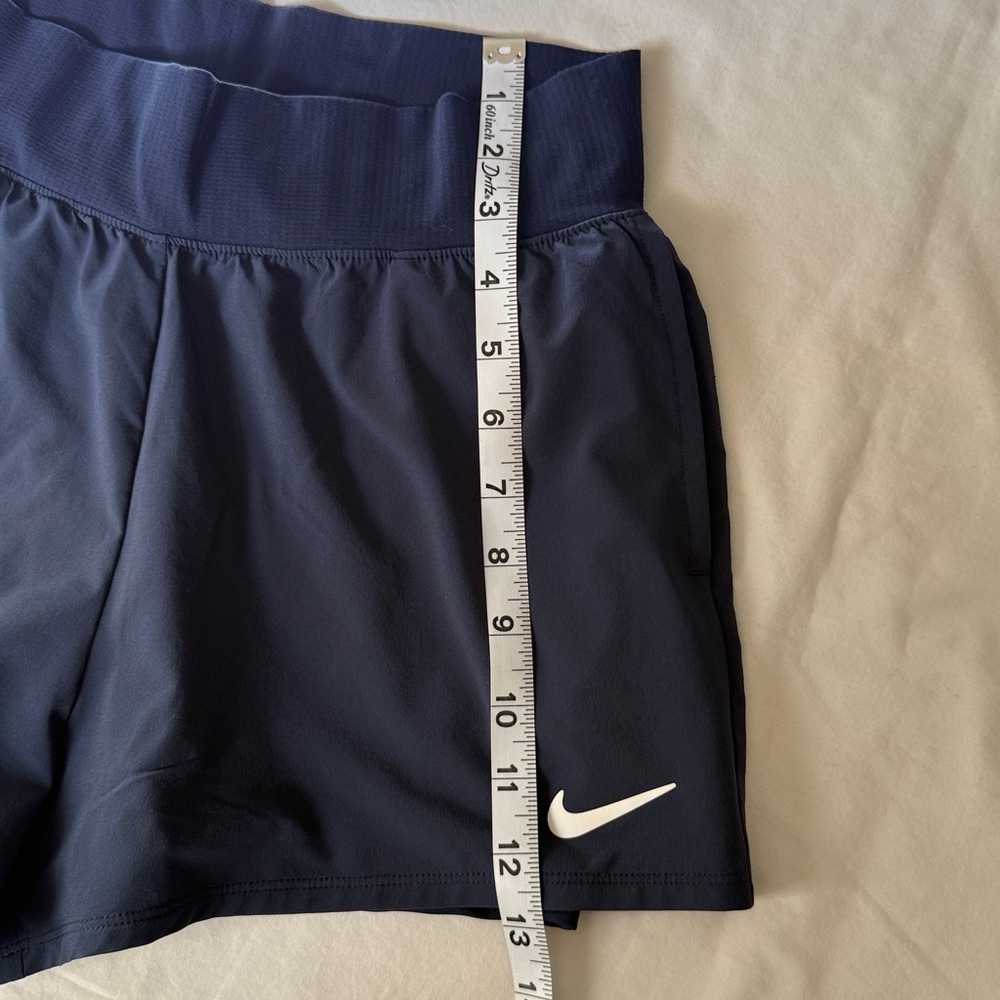 Nike Women's Dark Blue Athletic Shorts - Picture 6 of 8